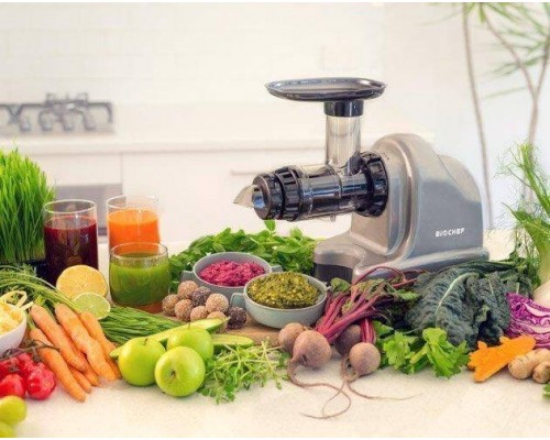 Соковитискач BioChef Axis Cold Press Juicer срібло