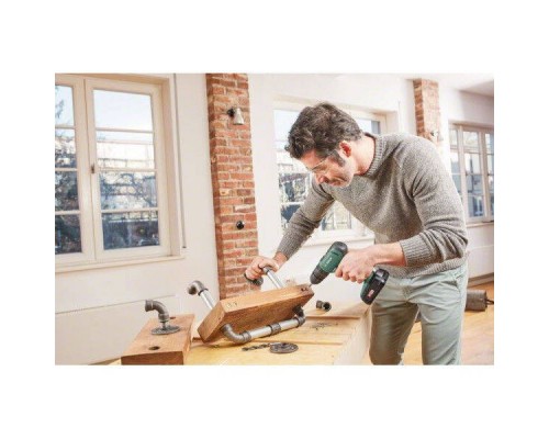 Акумуляторний дриль-шуруповерт Bosch UniversalDrill 18 (2х18 В, 1.5 А*год) (06039C8101)
